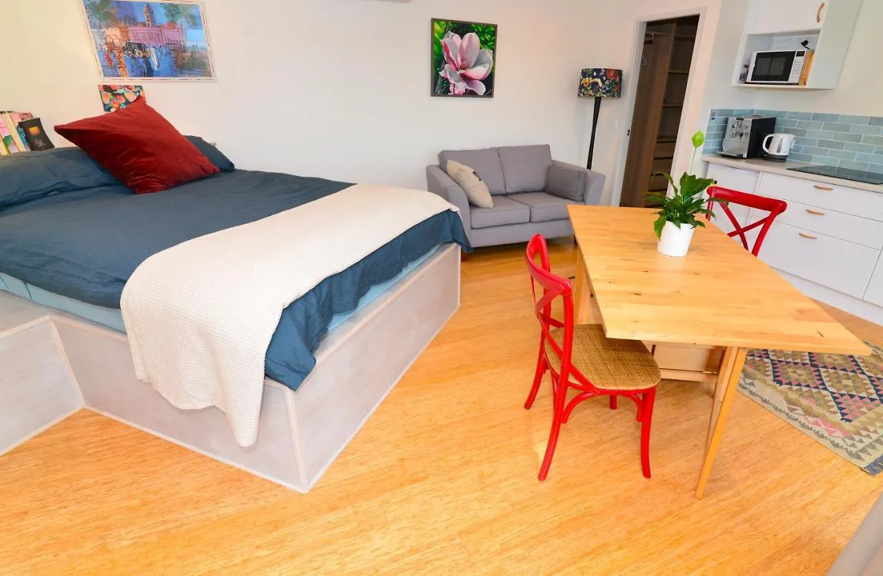 Studio With Rural Views Goonellabah 0*,